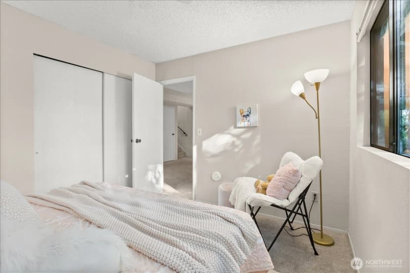 Property photo for 9910 Ne 116th Street #202, Kirkland photo 25