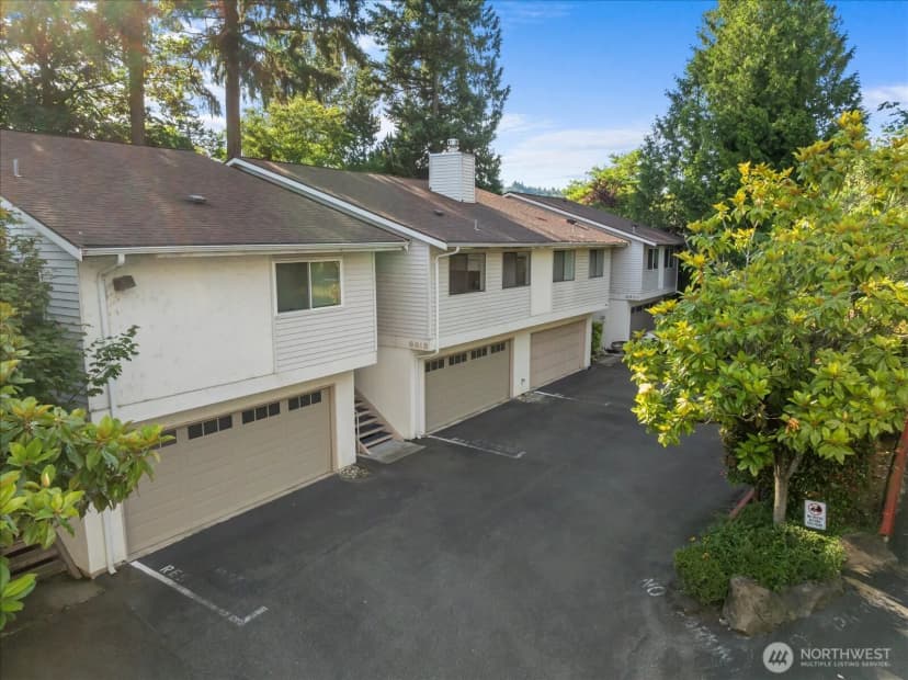 Property photo for 9910 Ne 116th Street #202, Kirkland photo 31