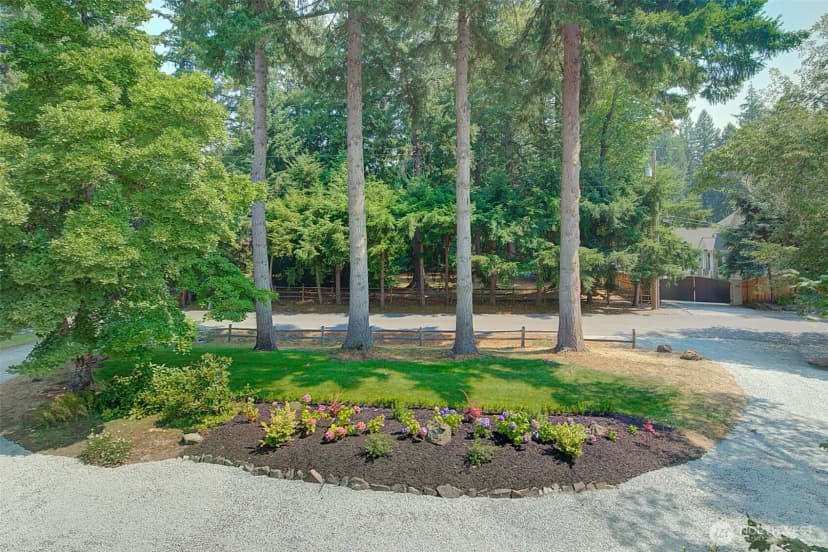 Property photo for 2527 200th Avenue Se, Sammamish photo 28