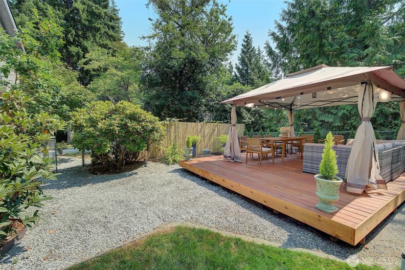 Property photo for 2527 200th Avenue Se, Sammamish photo 25