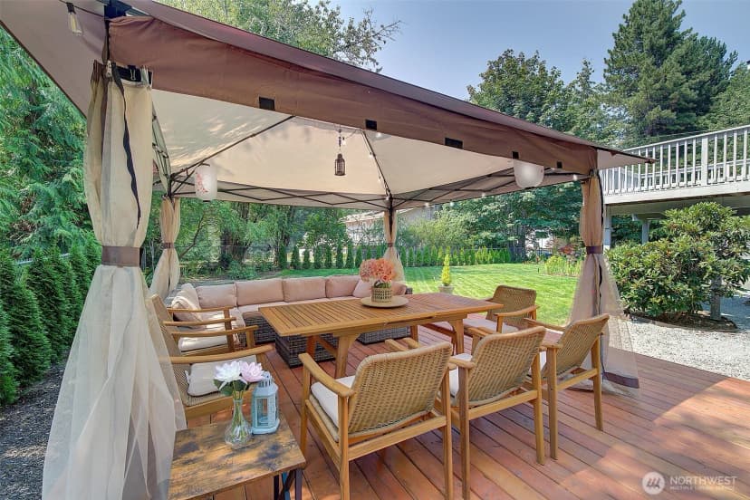 Property photo for 2527 200th Avenue Se, Sammamish photo 26