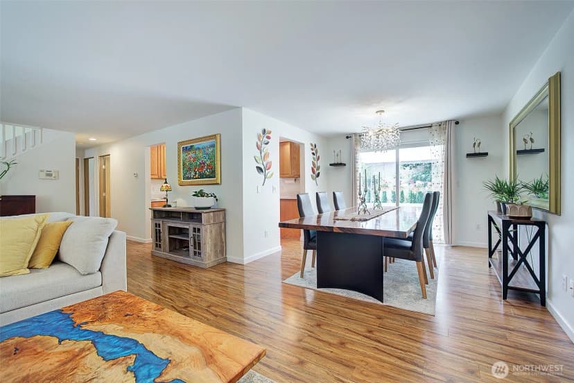 Property photo for 2527 200th Avenue Se, Sammamish photo 7