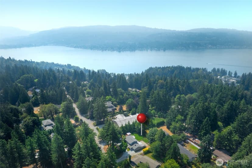 Property photo for 2527 200th Avenue Se, Sammamish photo 31