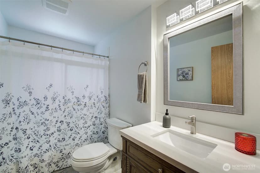 Property photo for 2527 200th Avenue Se, Sammamish photo 22