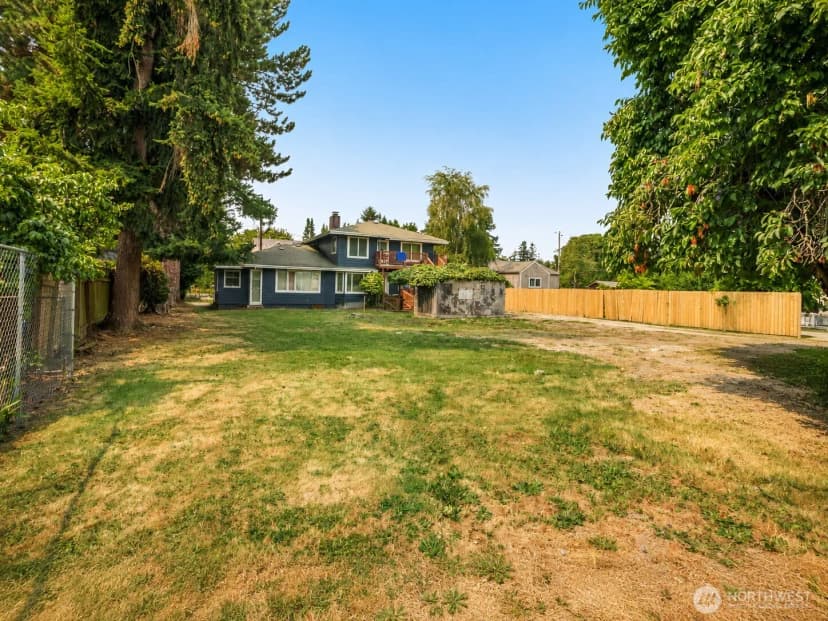 Property photo for 11813 44th Place S, Tukwila photo 13