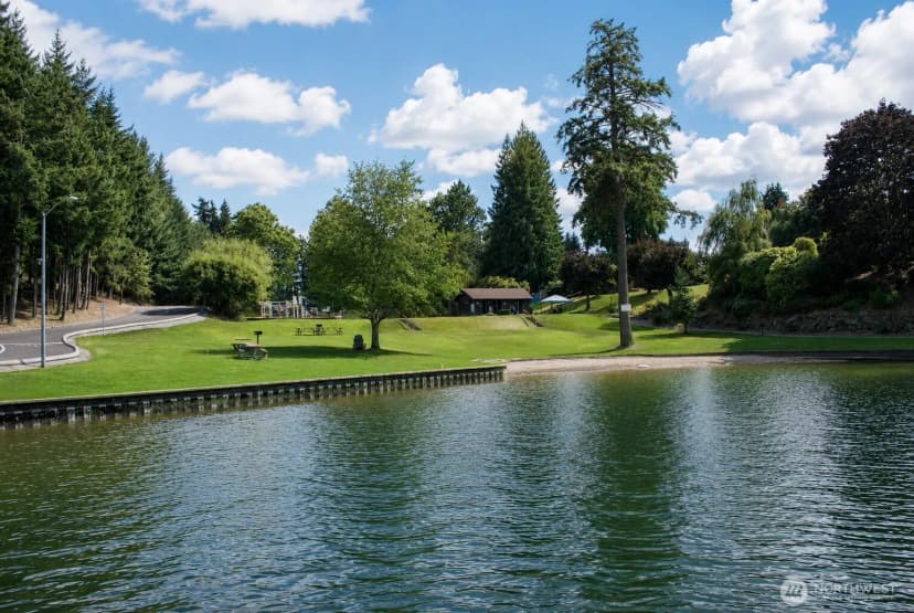 Property photo for 18016 S Tapps Drive E, Lake Tapps photo 27