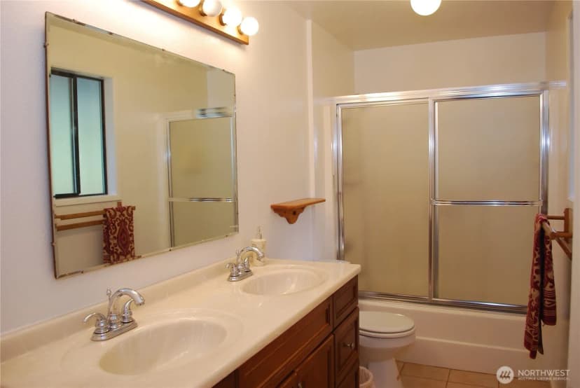 Property photo for 18016 S Tapps Drive E, Lake Tapps photo 15