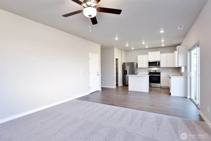 Property photo for 9723 Brown Street Se, Yelm photo 6