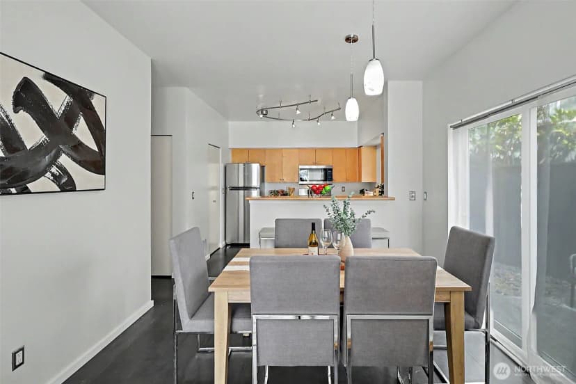 Property photo for 1551 Cherrylane Avenue S, Seattle photo 12