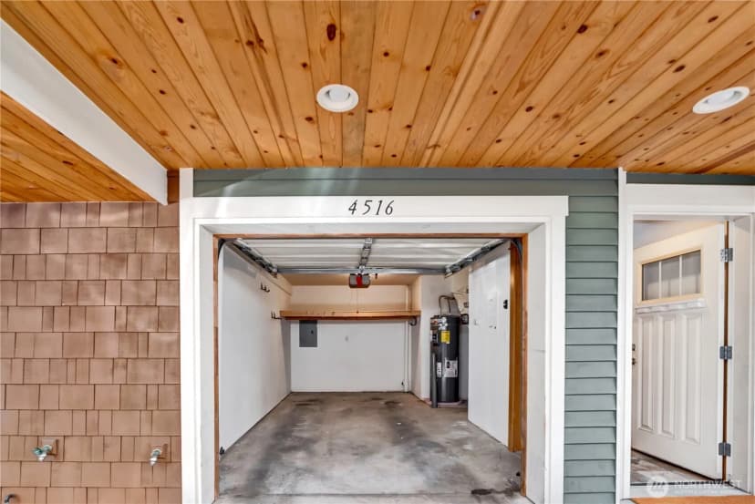 Property photo for 4516 Dayton Avenue N, Seattle photo 16