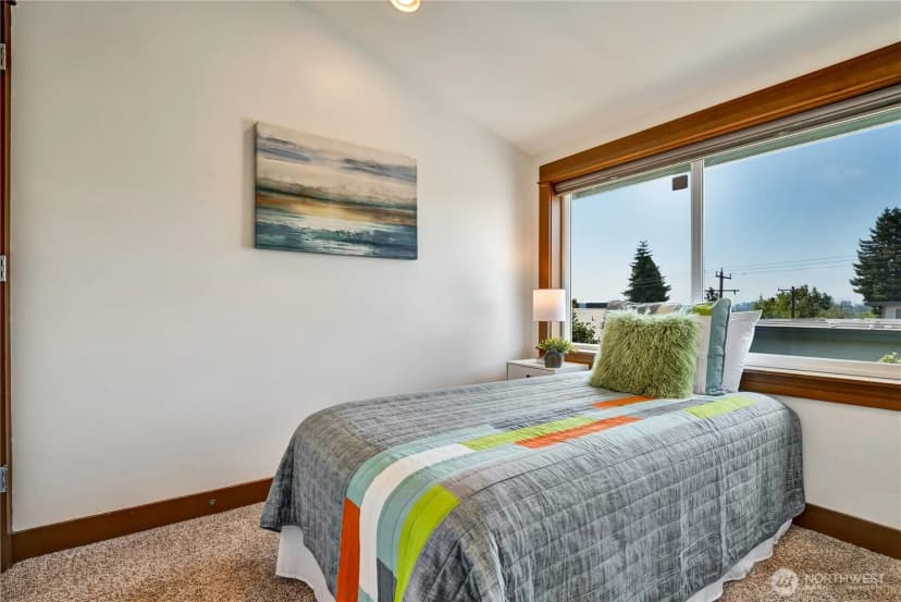 Property photo for 4516 Dayton Avenue N, Seattle photo 11
