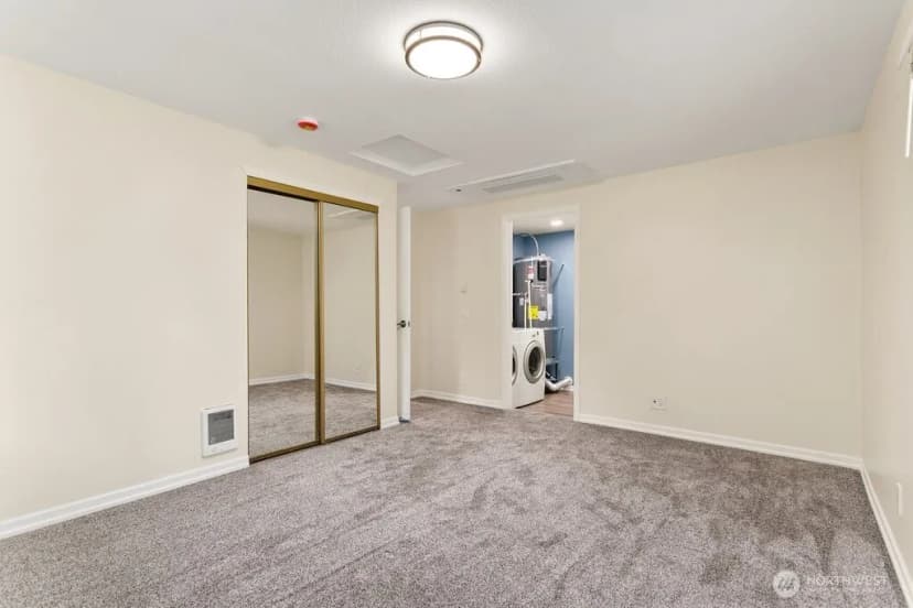 Property photo for 301 O Street Se, Olympia photo 11