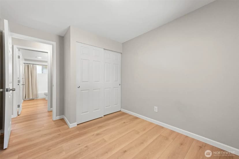 Property photo for 307 Whitesell Court Nw, Orting photo 11
