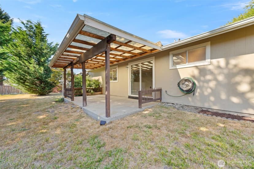 Property photo for 307 Whitesell Court Nw, Orting photo 18