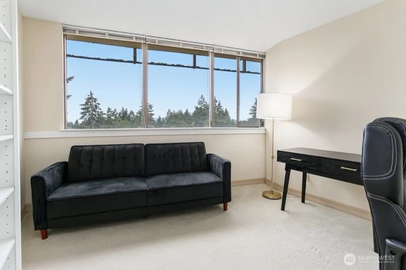 Property photo for 1910 Evergreen Park Drive Sw #701, Olympia photo 12