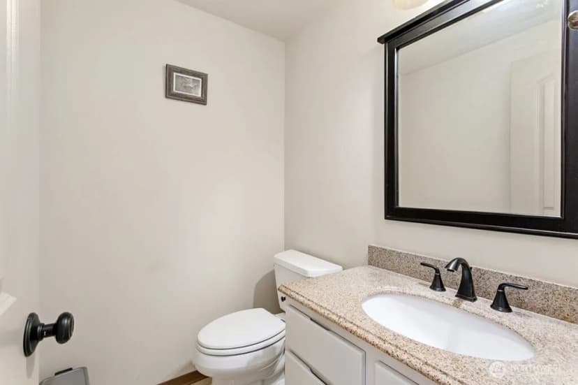 Property photo for 1910 Evergreen Park Drive Sw #701, Olympia photo 14