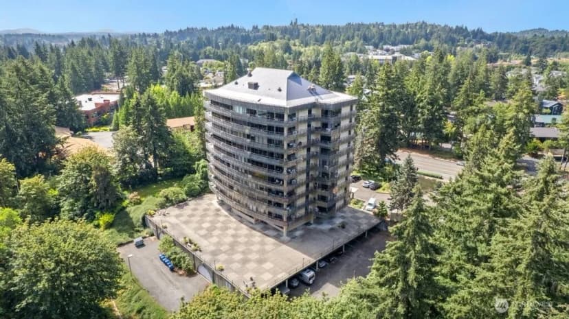 Property photo for 1910 Evergreen Park Drive Sw #701, Olympia photo 27