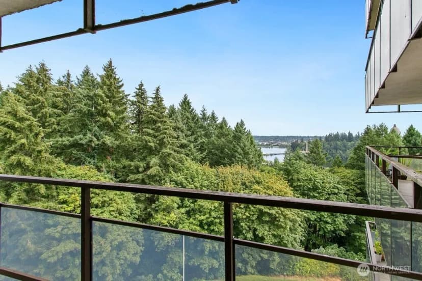 Property photo for 1910 Evergreen Park Drive Sw #701, Olympia photo 17