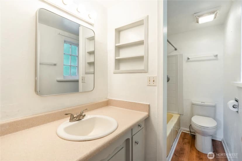 Property photo for 4420 S 200th Street, Kent photo 14