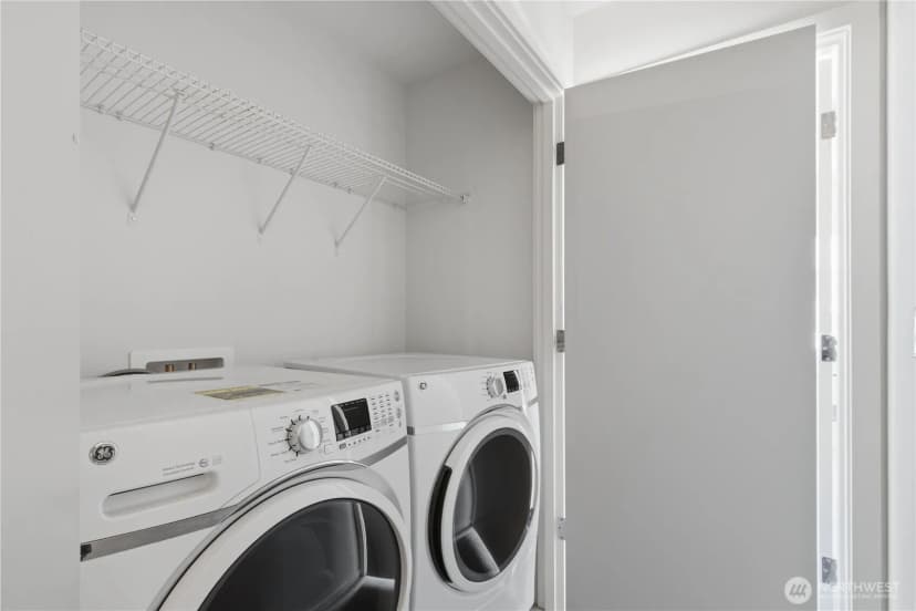 Property photo for 2328 N 185th #b, Shoreline photo 24