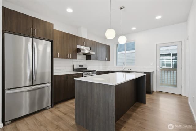 Property photo for 2328 N 185th #b, Shoreline photo 4