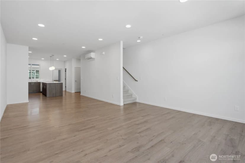 Property photo for 2328 N 185th #b, Shoreline photo 12