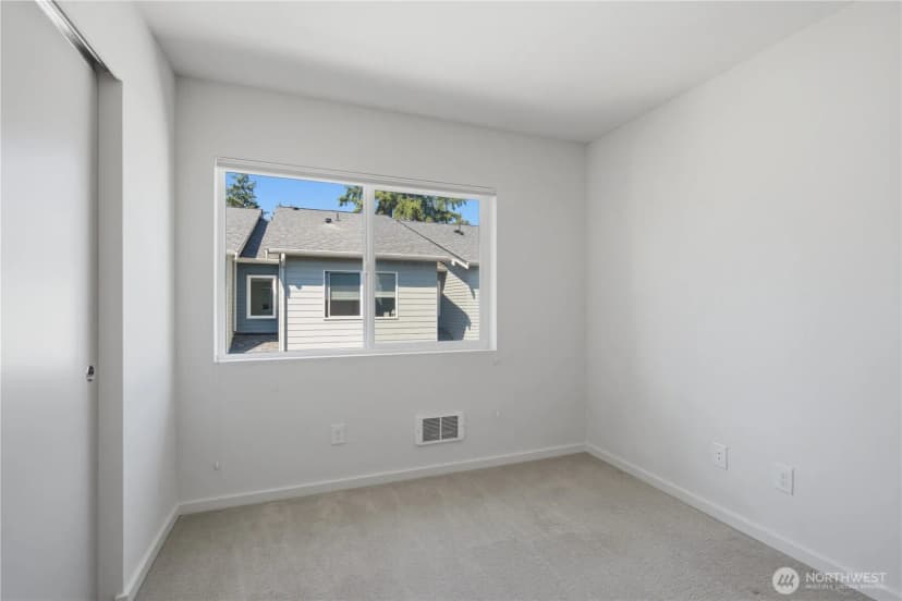 Property photo for 2328 N 185th #b, Shoreline photo 19