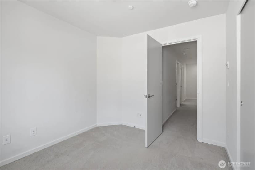 Property photo for 2328 N 185th #b, Shoreline photo 20