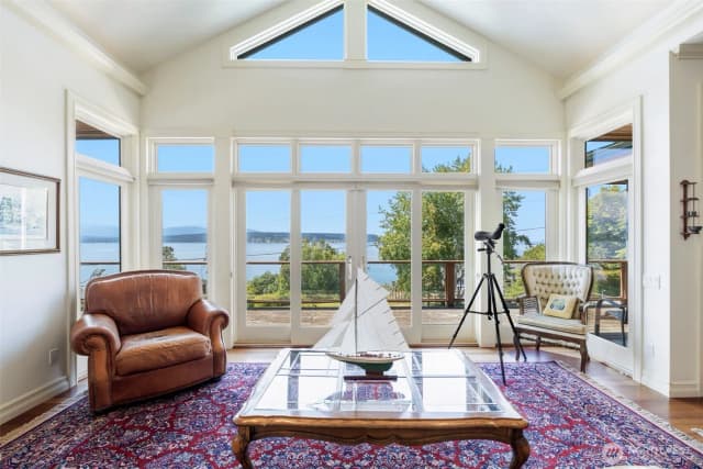 Property photo for 393 Sunset Boulevard, Port Townsend photo 2