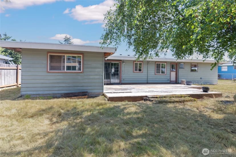 Property photo for 24325 16th Avenue S, Des Moines photo 26