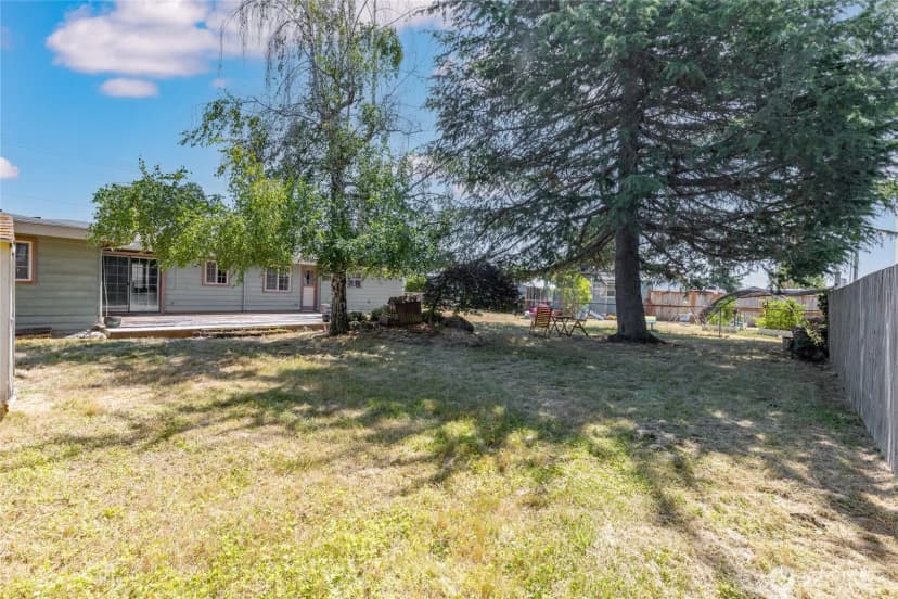 Property photo for 24325 16th Avenue S, Des Moines photo 25