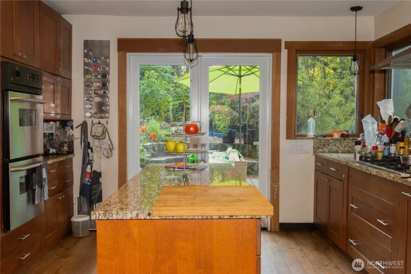 Property photo for 10747 56th Avenue S, Seattle photo 6