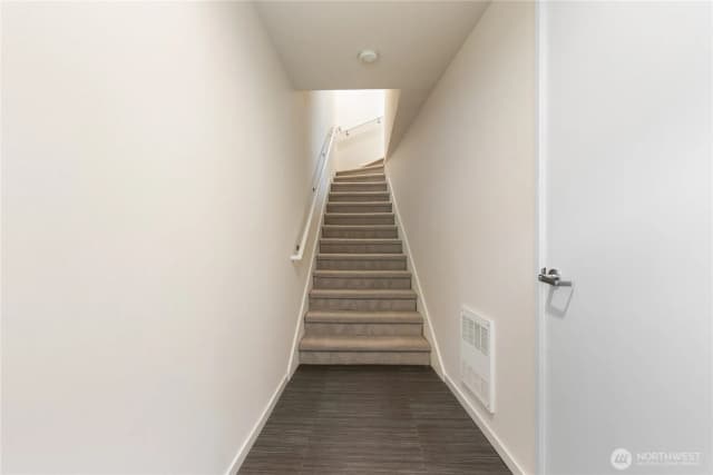 Property photo for 15130 Ne 81st Way #104, Redmond photo 5