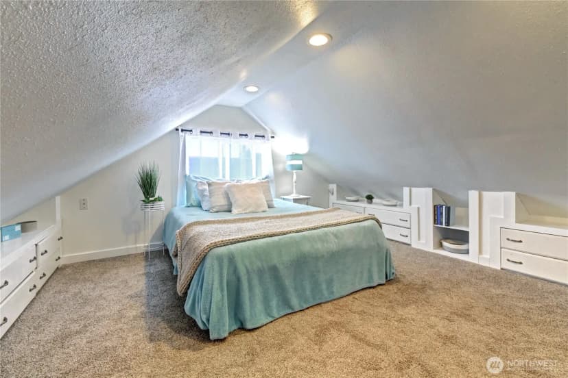 Property photo for 2327 Harrison Avenue, Everett photo 23