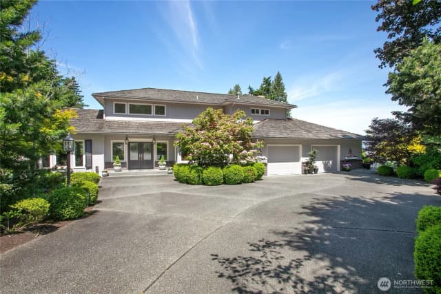 Property photo for 9175 Belted Kingfisher Road, Blaine