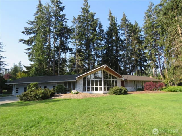 Property photo for 100 Sunland Drive, Sequim