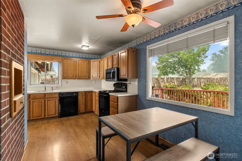Property photo for 3116 Ohme Road, Wenatchee photo 16