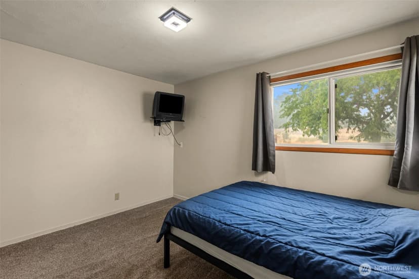 Property photo for 3116 Ohme Road, Wenatchee photo 18