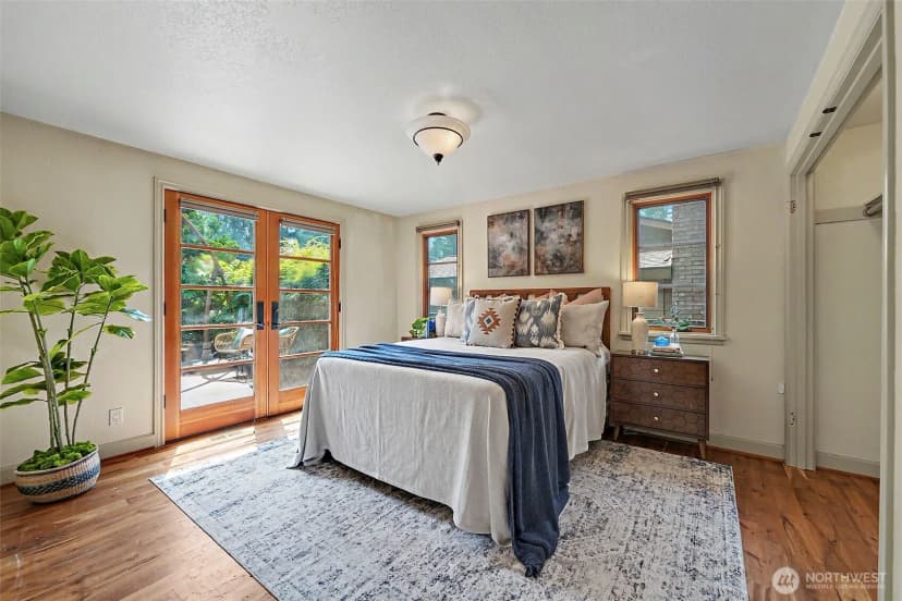Property photo for 12838 Ne 73rd Street, Kirkland photo 20