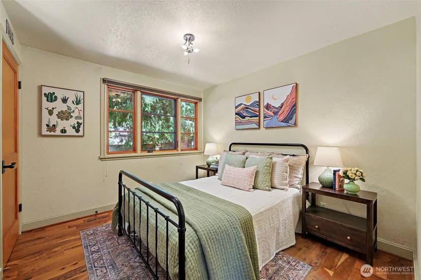 Property photo for 12838 Ne 73rd Street, Kirkland photo 18