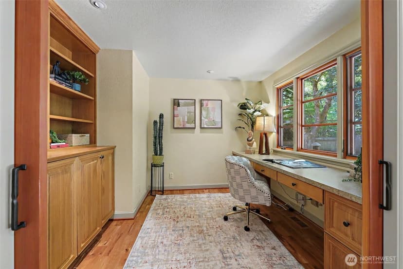Property photo for 12838 Ne 73rd Street, Kirkland photo 15