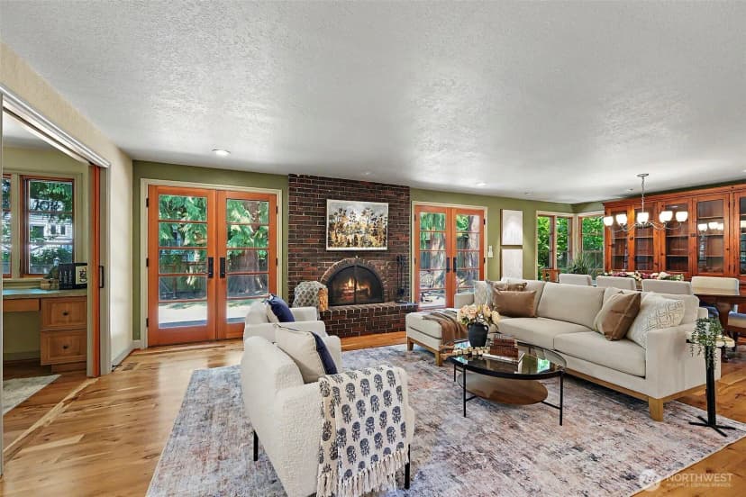 Property photo for 12838 Ne 73rd Street, Kirkland photo 11