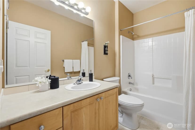 Property photo for 23007 Lakeview Drive #a303, Mountlake Terrace photo 16