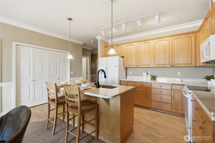 Property photo for 23007 Lakeview Drive #a303, Mountlake Terrace photo 6