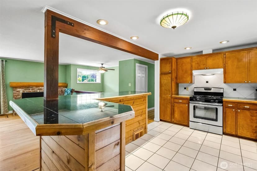Property photo for 12726 Robinhood Lane, Snohomish photo 11