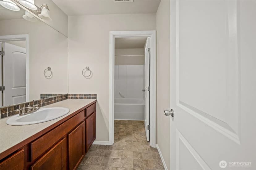 Property photo for 2523 10th Court Se, Olympia photo 19