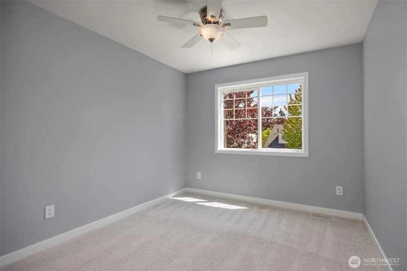 Property photo for 14210 50th Avenue Se, Everett photo 20