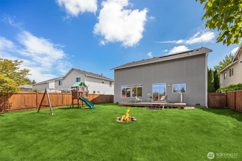 Property photo for 14210 50th Avenue Se, Everett photo 21