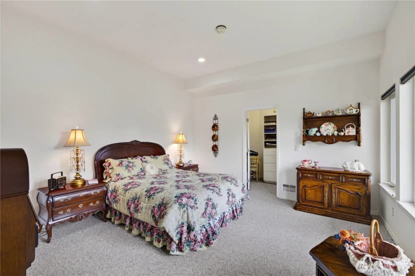 Property photo for 11746 Mccorkle Place, Anacortes photo 18