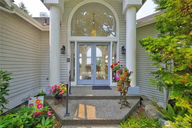 Property photo for 11746 Mccorkle Place, Anacortes photo 2